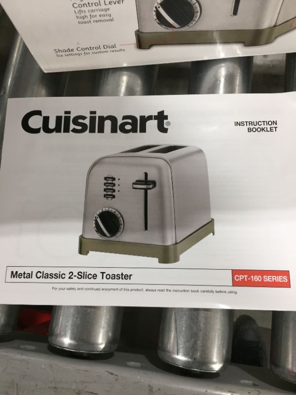 Photo 3 of Cuisinart CPT-160CRM Metal Classic 2-Slice Toaster, Cream
