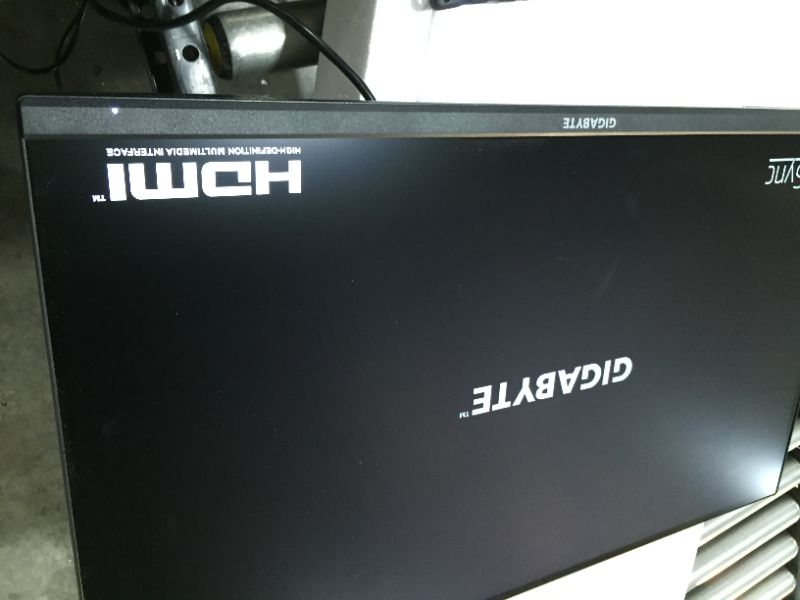 Photo 1 of GIGABYTE M32Q 32" 165Hz Gaming Monitor, 2560 x 1440 SS IPS Display, 0.8ms (MPRT) Response Time, 9?4% DCI-P3, VESA Display HDR400, FreeSync Premium, 1x Display Port 1.4, 2X HDMI 2.0