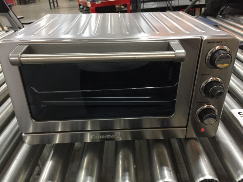 Photo 4 of Cuisinart TOB-60N1 Convection Toaster Oven
