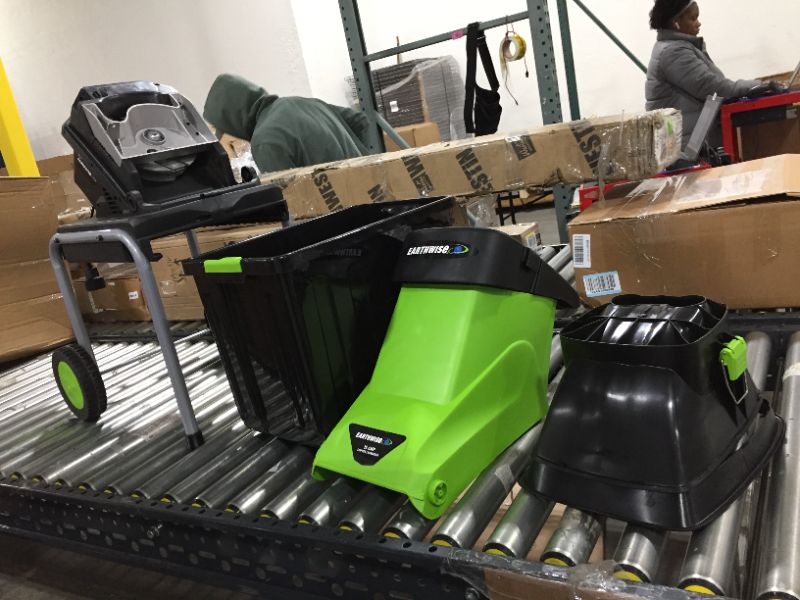 Photo 7 of Earthwise GS70015 15-Amp Garden Corded Electric Chipper, Collection Bin
