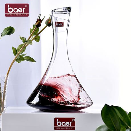 Photo 1 of Baer fast decanter red wine home set luxury creative with lid artificial crystal net red wine pot
