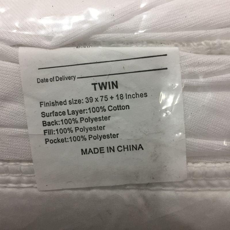 Photo 3 of EASELAND Twin Size Mattress Pad Pillow Top Mattress Cover Quilted Fitted Mattress Protector Single Cotton Top 39x75 white