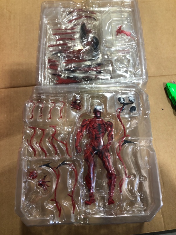 Photo 2 of Red Carnage Venom & Black Venom Revoltech Action Figure PVC 