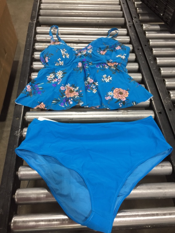 Photo 1 of CUPSHE WOMEN'S FLORAL DESIGN SWIMSUIT, SIZE 4XL. NEW.