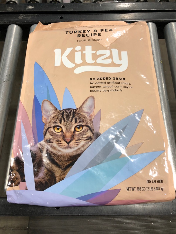 Photo 2 of Amazon Brand – Kitzy Dry Cat Food, No Added Grains (Turkey/Whitefish & Pea Recipe)
