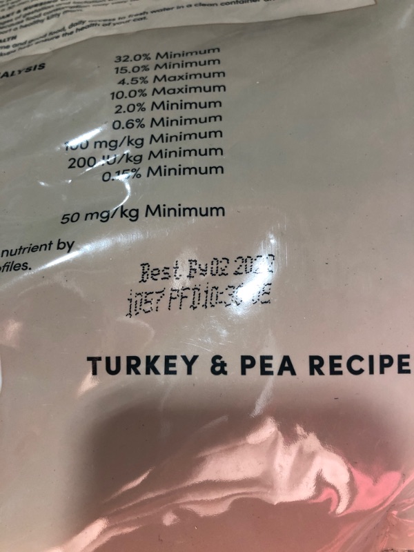 Photo 4 of Amazon Brand – Kitzy Dry Cat Food, No Added Grains (Turkey/Whitefish & Pea Recipe)
