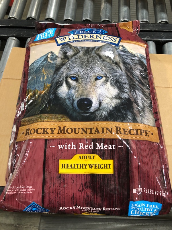 Photo 2 of Blue Buffalo Wilderness Rocky Mountain Recipe High Protein, Natural Adult Healthy Weight Dry Dog Food, Red Meat
BEST BY JUNE 2022.