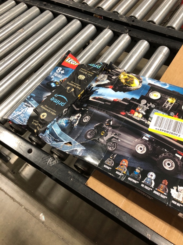 Photo 5 of LEGO DC Mobile Bat Base 76160 Batman Building Toy, Gotham City Batcave Playset and Action Minifigures, Great ‘Build Your Own Truck’ Batman Gift for Kids Aged 6 and up (743 Pieces)
BOX DAMAGE. 