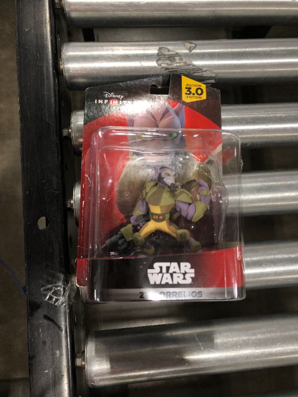 Photo 2 of Disney Infinity 3.0 Star Wars Zeb Figure (Universal)
