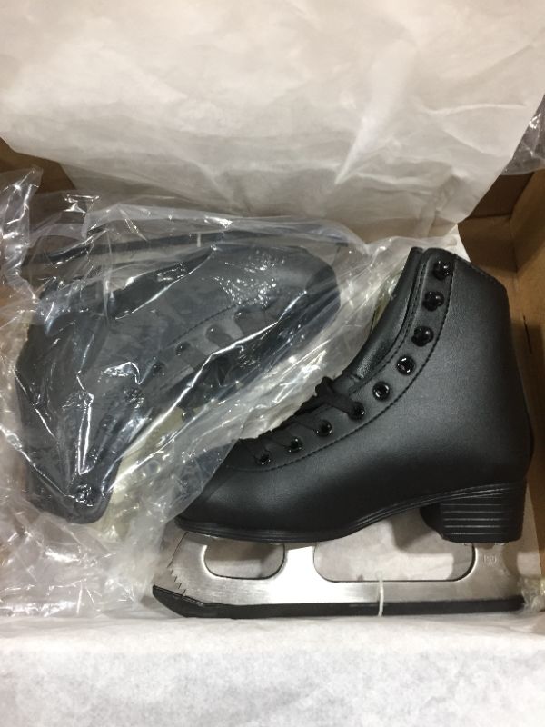 Photo 2 of American Athletic Shoe Men's Tricot Lined Figure Skates (size 1)
