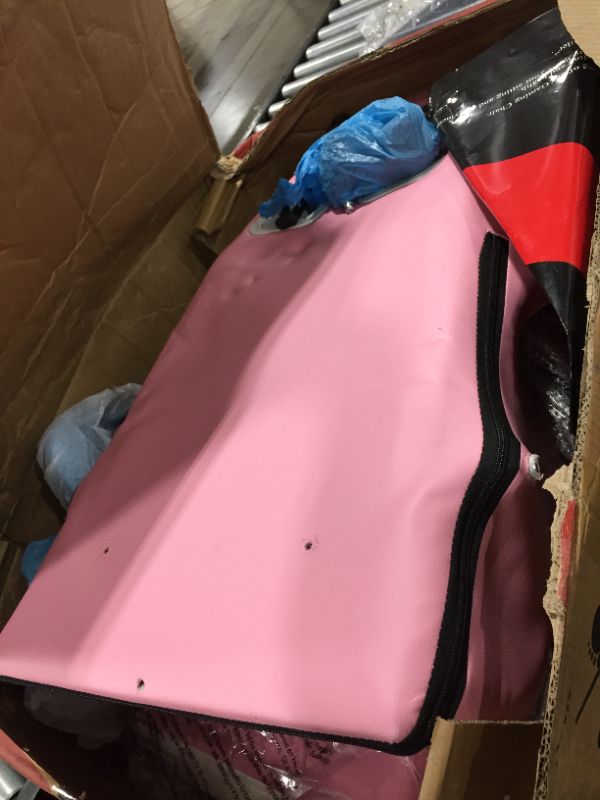 Photo 4 of Pink gaming chair, UNKNOWN MANUFACTURE 