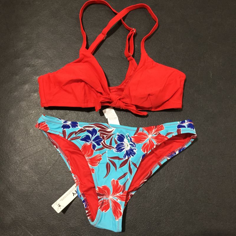 Photo 2 of CUPSHE Women's Floral Print Knot Adjustable Bikini Sets Two Piece Bathing Suit size:M