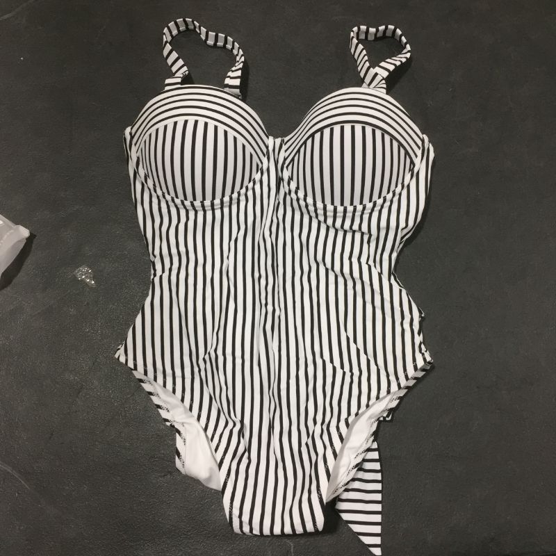 Photo 1 of CUPSHE women's one piece swim suit size:M