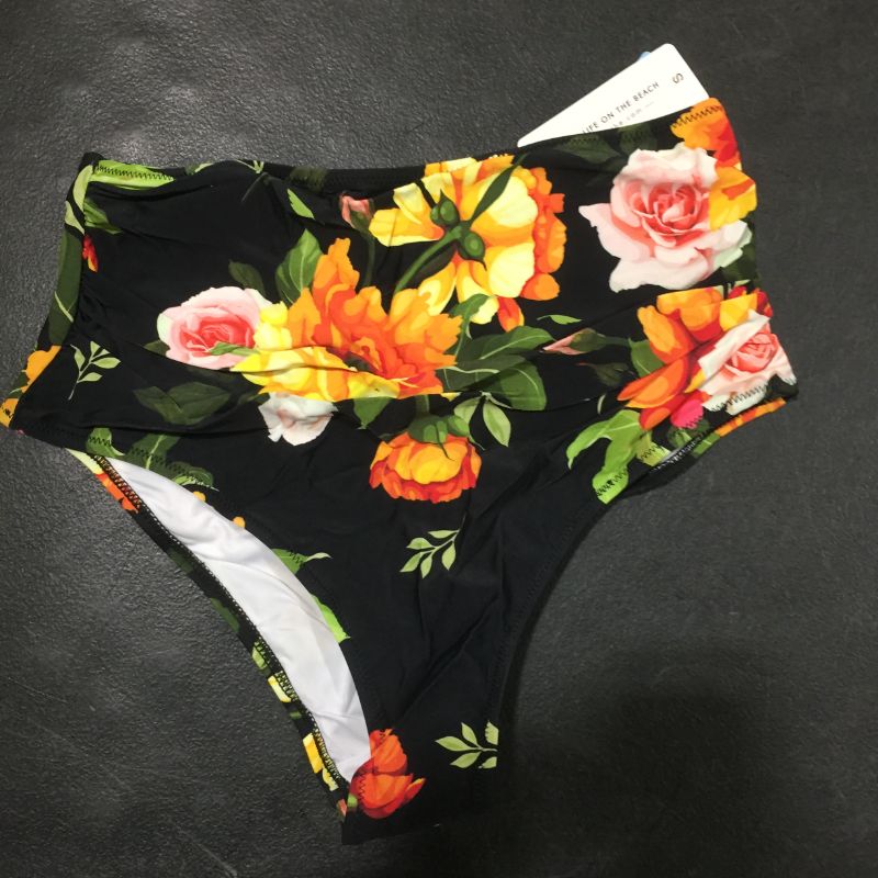 Photo 1 of CUPSHE floral high wasted swim suit bottoms size:S