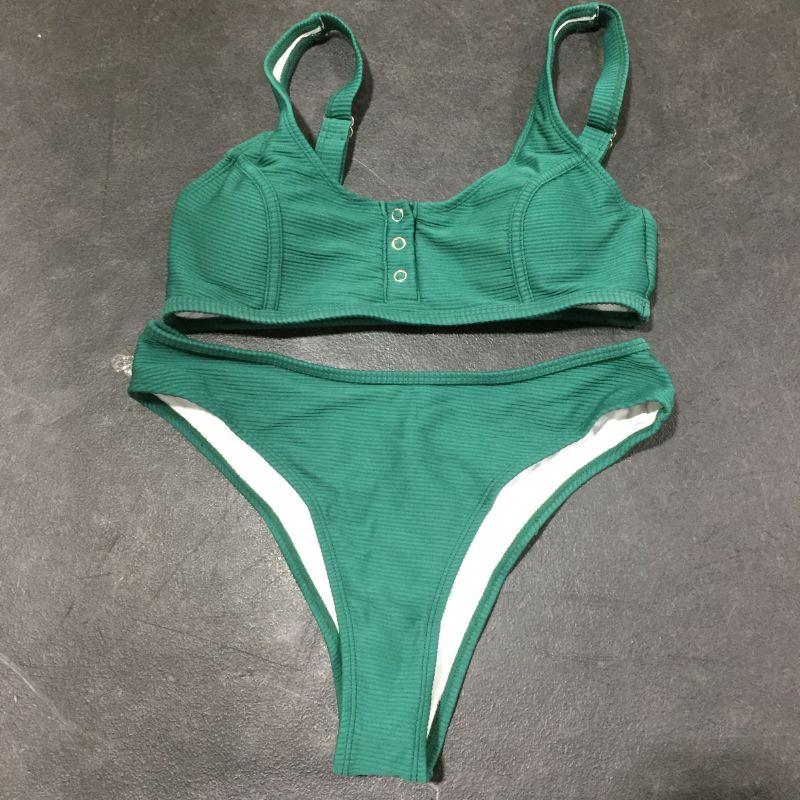 Photo 2 of CUPSHE Women's Bikini Swimsuit Buttoned Two Piece Bathing Suit size M