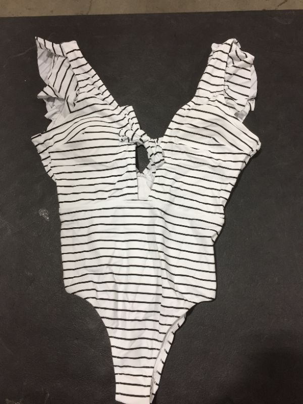 Photo 1 of CUPSHE Women's V Neck One Piece Swimsuit Ruffled Lace Up Monokini size M