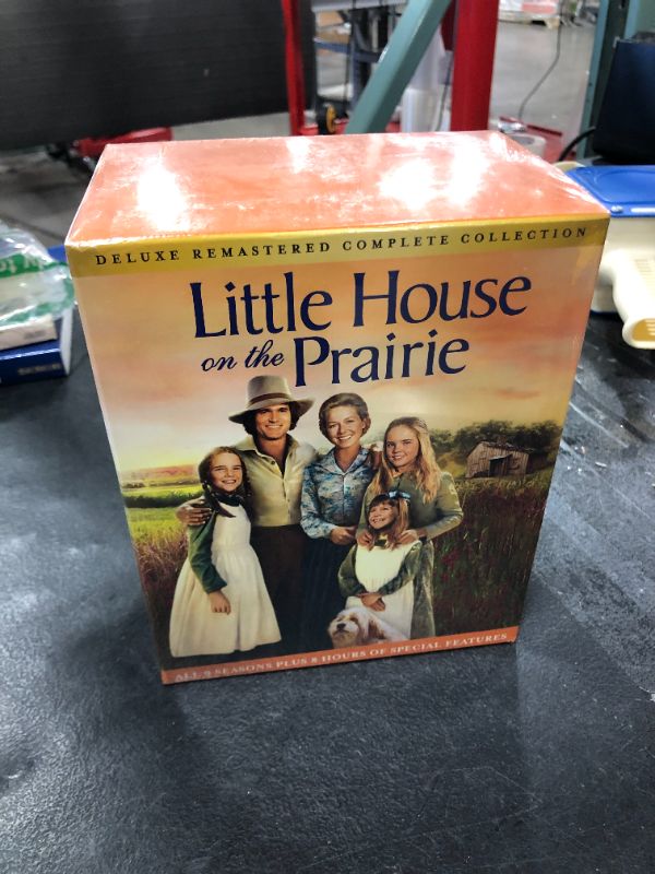 Photo 2 of Little House on the Prairie: The Complete Series [Deluxe Remastered Edition]
