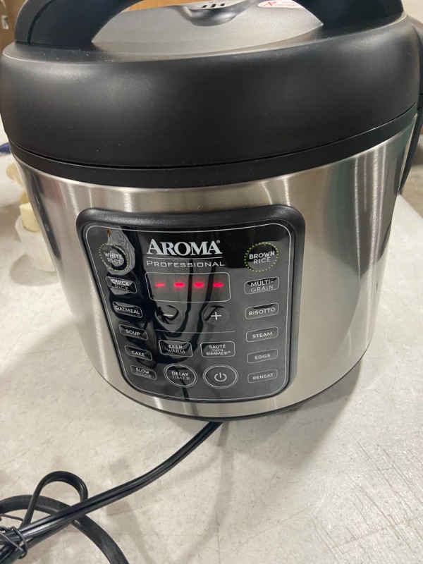 Photo 1 of Aroma Housewares ARC-5200SB 2O2O model Rice & Grain Cooker, Saut , Slow Cook, Steam, Stew, Oatmeal, Risotto, Soup, 20 Cup 10 Cup uncooked, Stainless Steel

