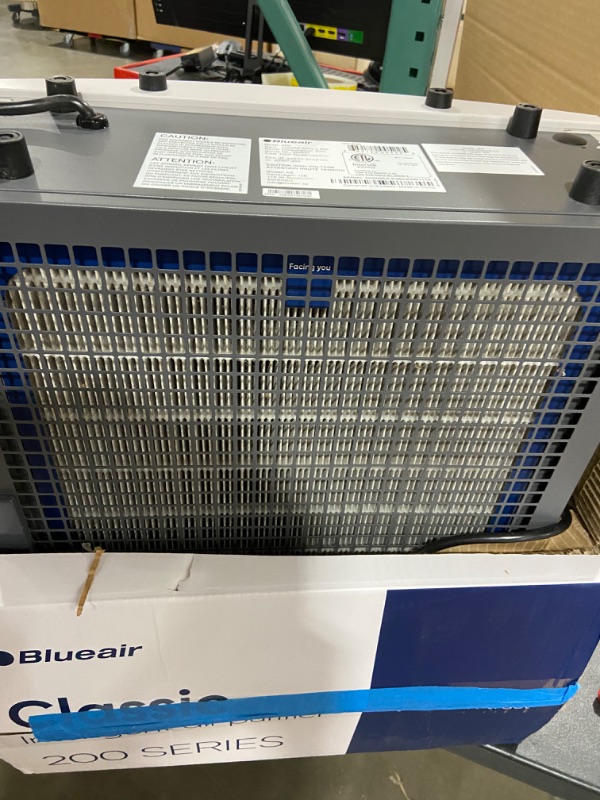 Photo 4 of Blueair 280i Classic Series Air Purifier
