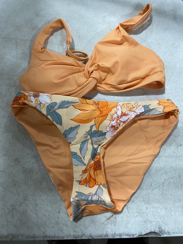 Photo 1 of Womens (S) Romantic Flower Twist-Front Bralette And Hipster Bikini Set
