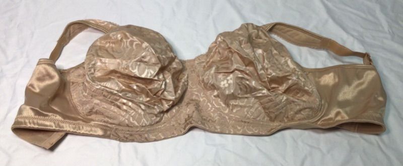 Photo 2 of PLAYTEX WOMEN'S 18 HOUR ULTIMATE LIFT AND SUPPORT WIRE FREE BRA US4745,- COLOR BEIGE/NUDE SIZE 40G
