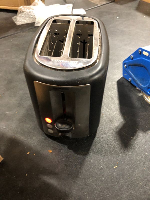 Photo 2 of Amazon Basics Toaster, 2 Slot, Wide