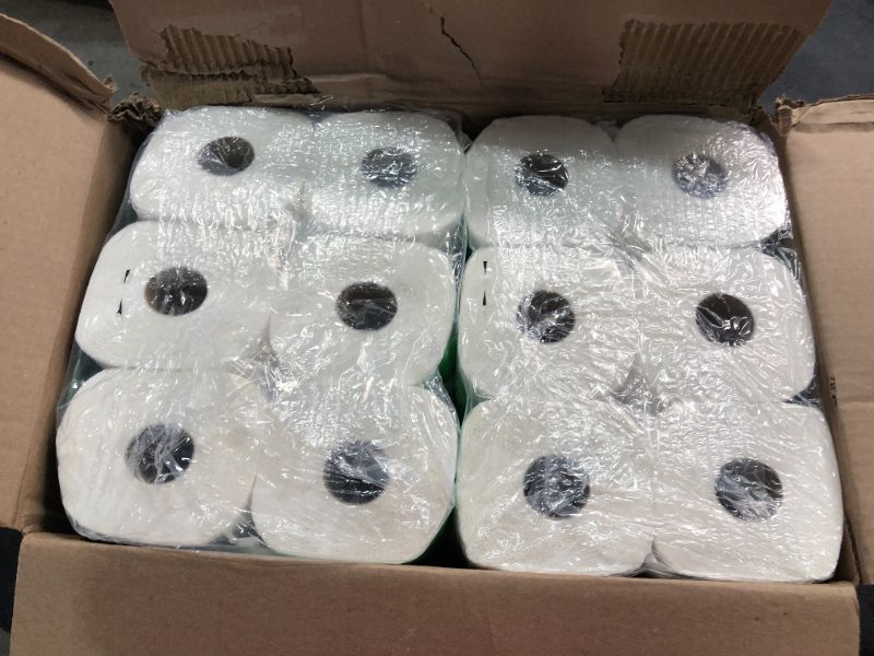 Photo 3 of Amazon Brand - Solimo Basic Flex-Sheets Paper Towels