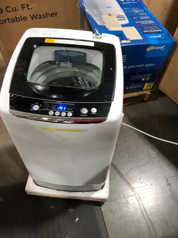 Photo 4 of Black + Decker 0.9 Cu. ft. Portable Washer Bpwm09w