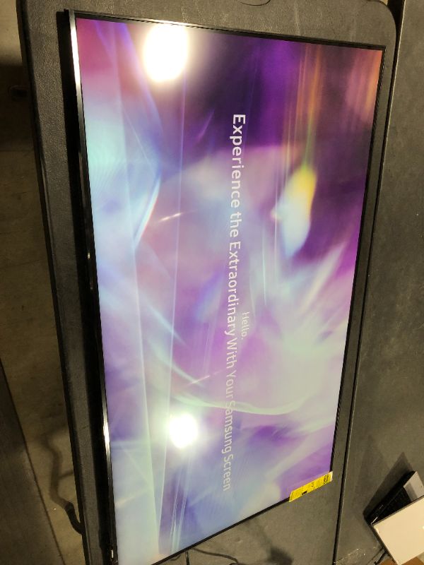 Photo 2 of SAMSUNG 50-Inch Class Crystal UHD AU8000 Series - 4K UHD HDR Smart TV with Alexa Built-in (UN50AU8000FXZA, 2021 Model)
