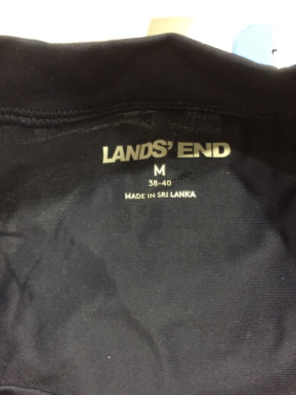 Photo 2 of Lands end dark blue long sleeve
size medium