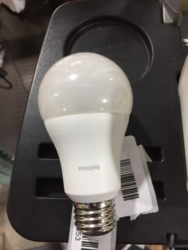 Photo 2 of Philips Light Bulbs, LED, Daylight, 15 Watts, 4 Pack, - 4 light bulbs