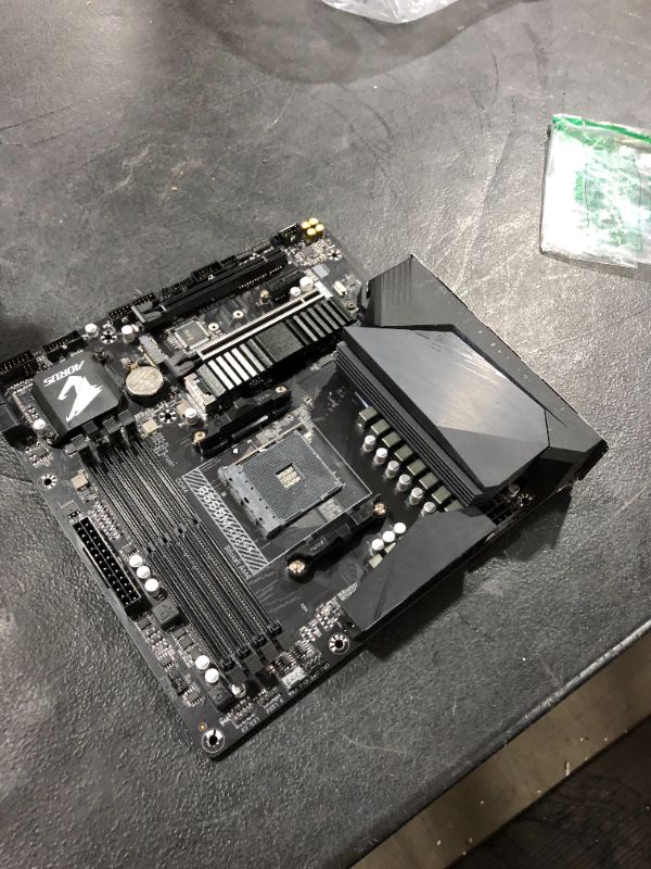 Photo 6 of AMD B550M AORUS PRO Motherboard Q-Flash Plus