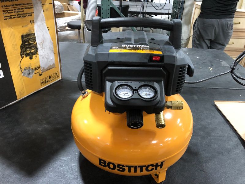 Photo 2 of BOSTITCH BTFP02012 6-Gallon Pancake Compressor