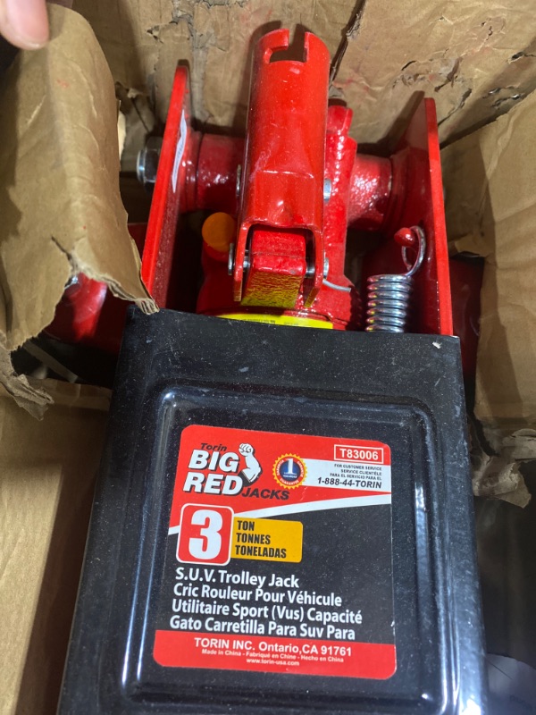 Photo 6 of BIG RED T83006 Torin Hydraulic Trolley Service/Floor Jack with Extra Saddle (Fits: SUVs and Extended Height Trucks): 3 Ton (6,000 lb) Capacity, Red
