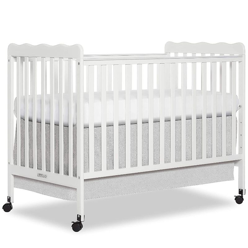 Photo 1 of Dream On Me Carson Classic 2-in-1 Convertible Crib in White, Greenguard Gold Certified, 54x31x40 Inch (Pack of 1)