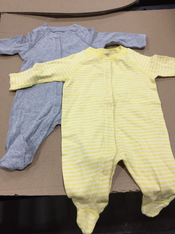 Photo 2 of Moon and Back by Hanna Andersson Unisex Baby 2-Pack Organic Cotton Footed Sleep and Play (0-3 mo)
