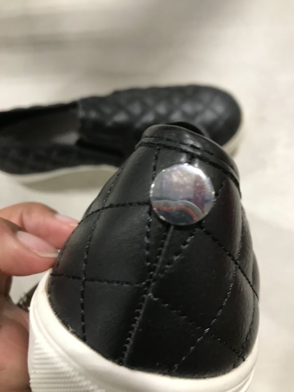 Photo 2 of BLACK SLIP ON SHOES (Black)
Size 6