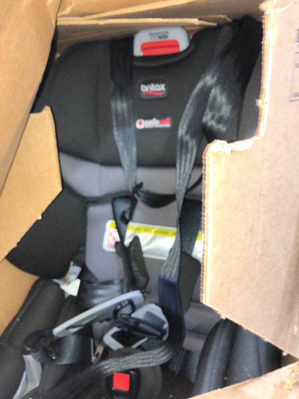 Photo 2 of Britax Marathon ClickTight Convertible Car Seat
