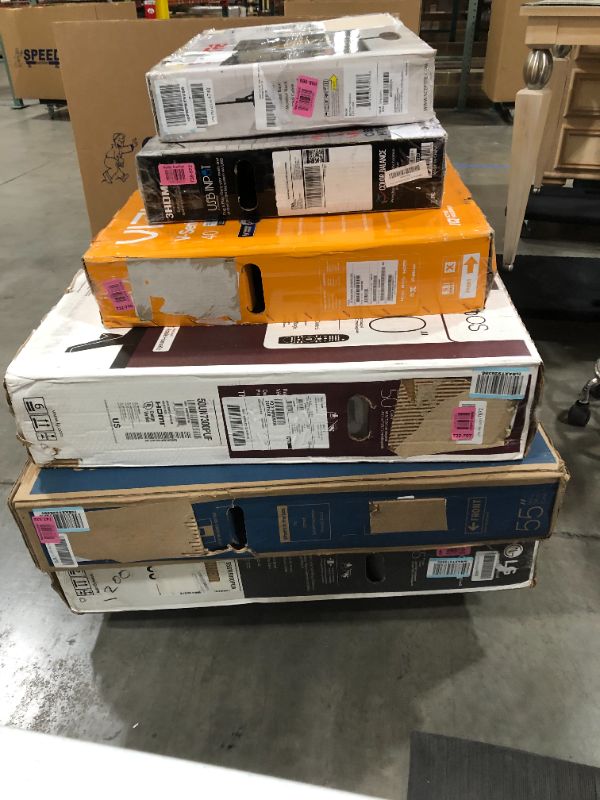 Photo 1 of Box Lot of TV's and Monitors of Varying Sizes 4 and Brands Including Samsung and LG, 4 TV's and 2 Monitors (Screens Requires Repair)