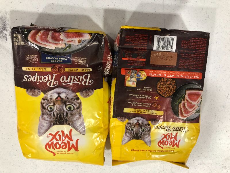 Photo 2 of 2 Bags Meow Mix 48 Oz Bistro Recipes Real Seared Tuna Flavor Dry Cat Food BB 4/22 6 Pounds Total (Best By April 30th 2022)