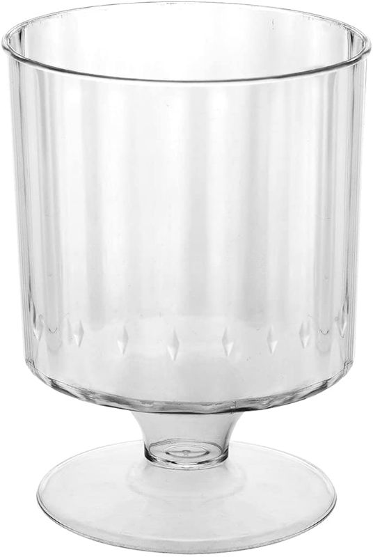 Photo 1 of Party Essentials Party Supplies Tableware, 10-Count, Clear
