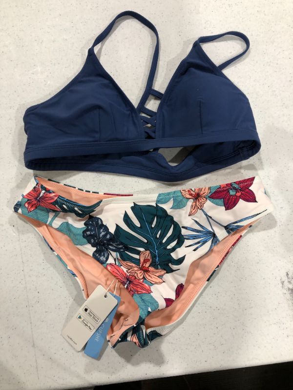 Photo 1 of 2 PIECE BIKINI MEDIUM