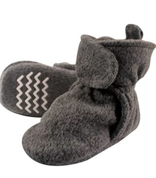 Photo 1 of Hudson Baby Unisex-Baby Cozy Fleece Booties Siza 4T
