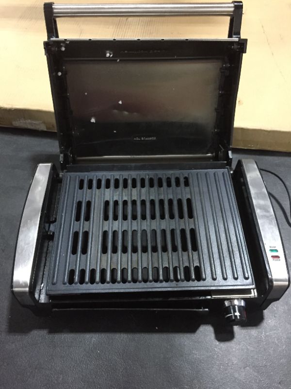 Photo 3 of Hamilton Beach Searing Grill with Lid Viewing Window
