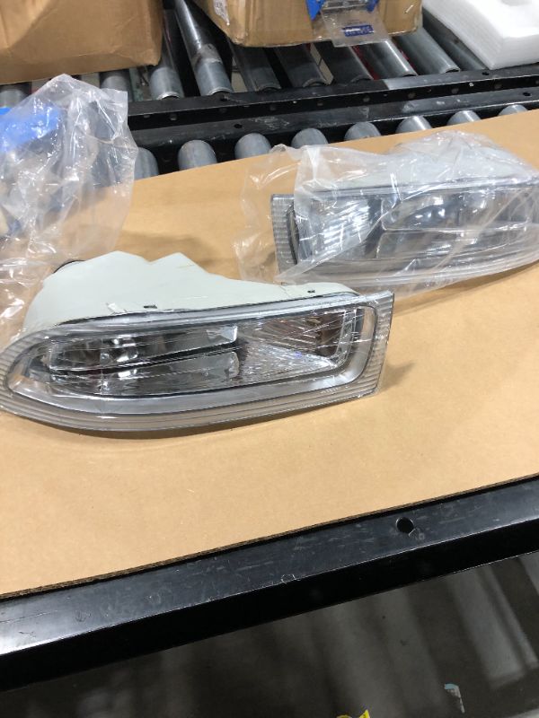 Photo 1 of Generic Toyota Headlight Part Replacements