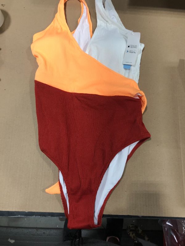 Photo 3 of Colorblock Plunging One Piece Swimsuit
size M
