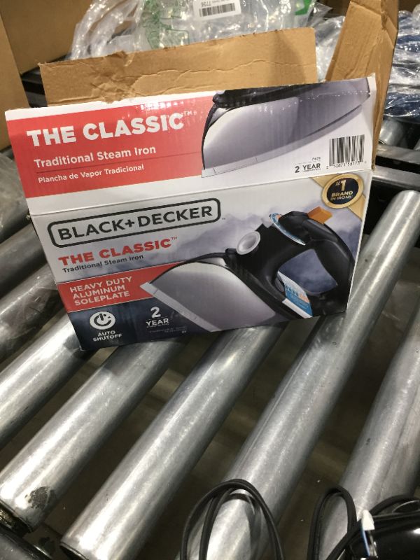 Photo 3 of Black & Decker F67E Classic Iron