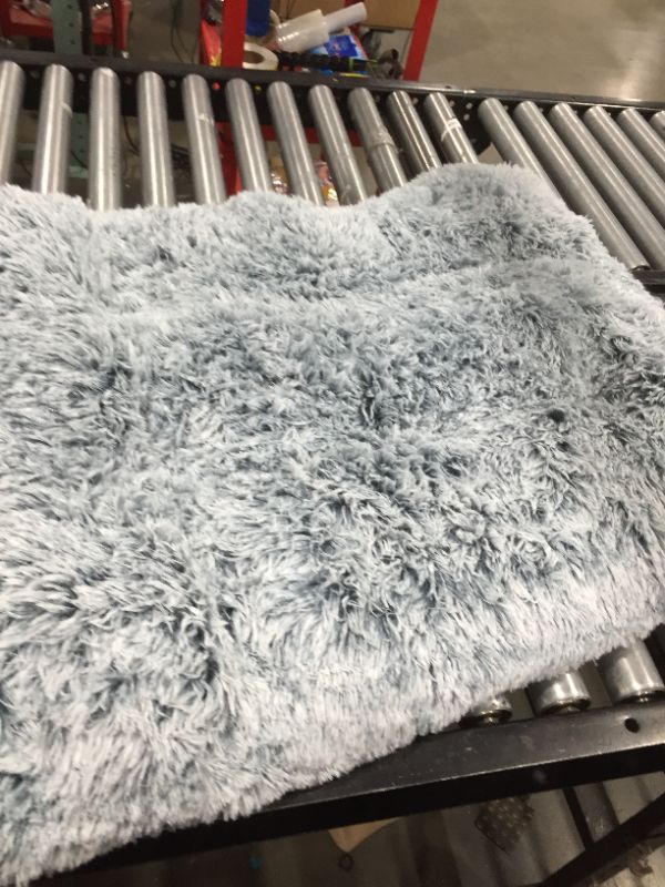 Photo 1 of 36*26 Faux Fur Large Dog Bed