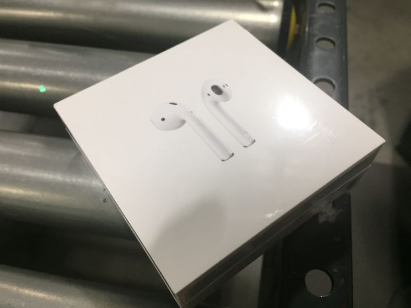 Photo 2 of Apple - AirPods (2nd generation) - White, SEALED
