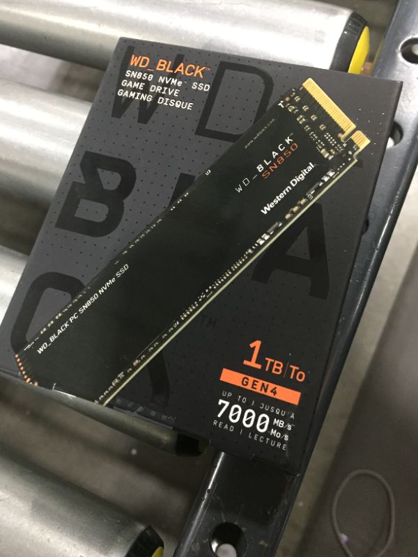 Photo 2 of Barcode for WD_Black 1TB SN850 NVMe Internal Gaming SSD - Gen4 PCIe, M.2 2280, 3D NAND WDS100T1X0E
